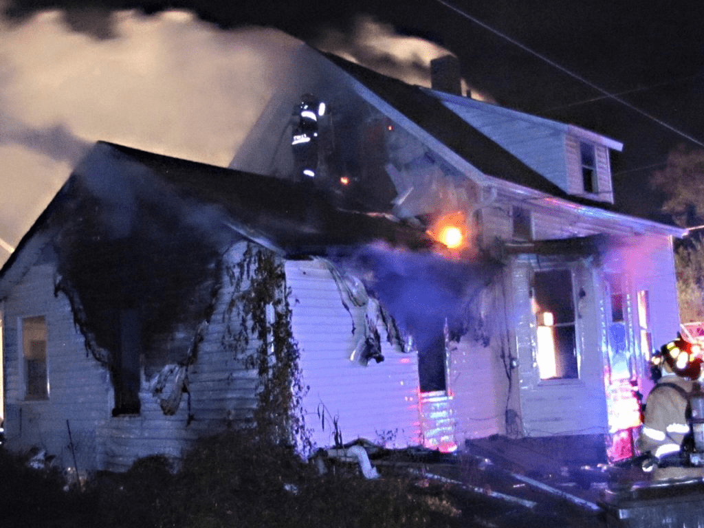 Keokuk Fire Destroys Home KBUR