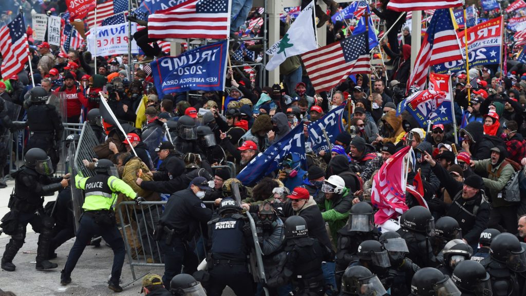 2 Illinois brothers face charges in Jan. 6 Capitol riot - Vimarsana News