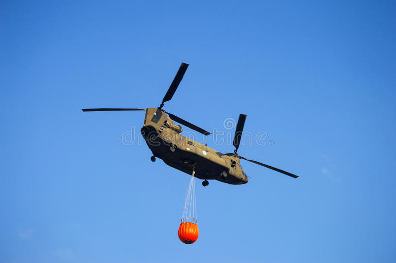 chinook-firefighting-helicopter