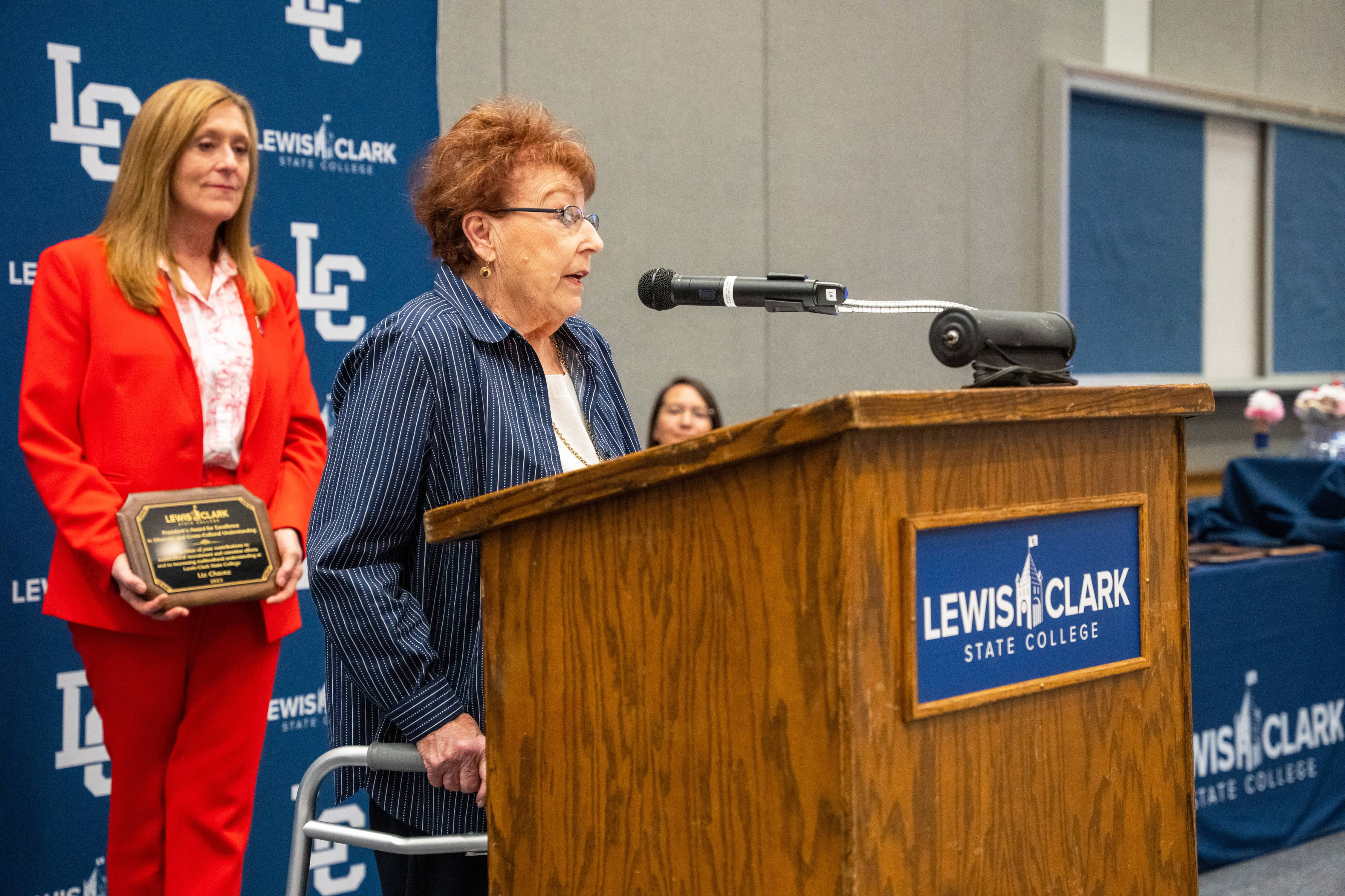 faculty-staff-recognition-1-liz-chavez-president-pemberton