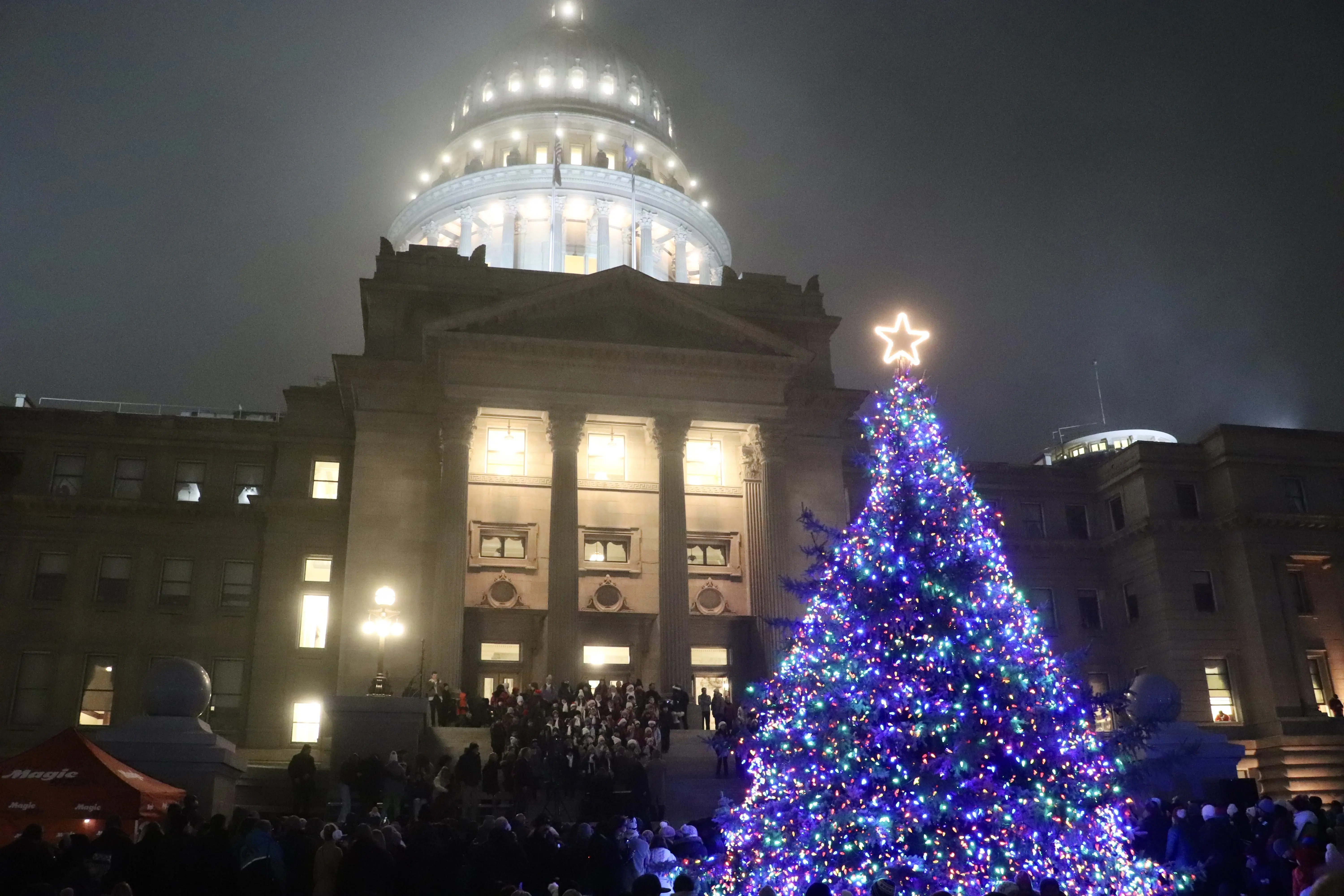 idaho-christmas-tree-lighting-ceremony