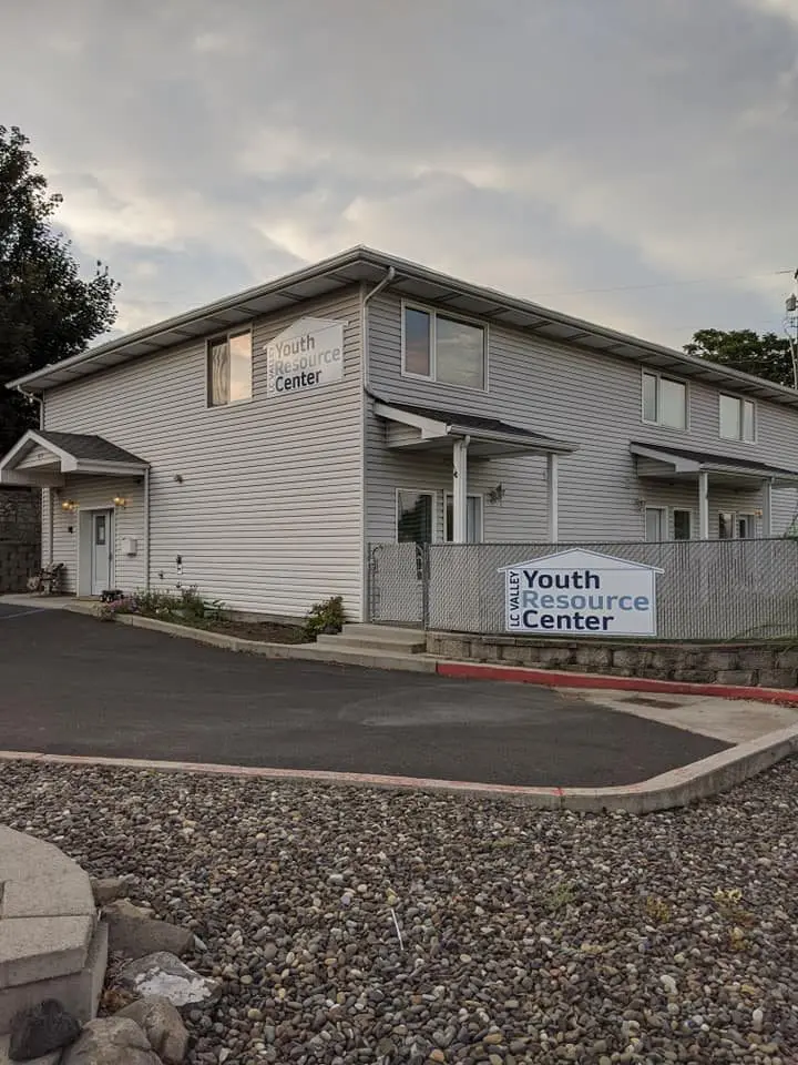 lc-valley-youth-resource-center