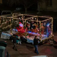 christmas-lights-parade-pic