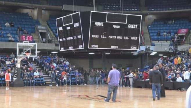 southeast-vs-east-st-louis-super-sectional-hoops_preview-0000000