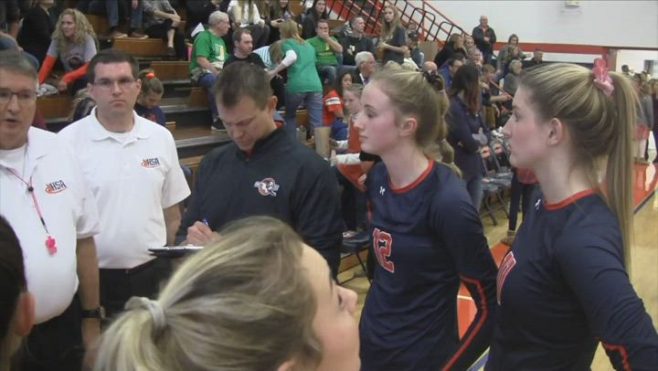 u-high-vs-mahomet-seymour-2a-volleyball-sectional-semifinal_preview-0000000