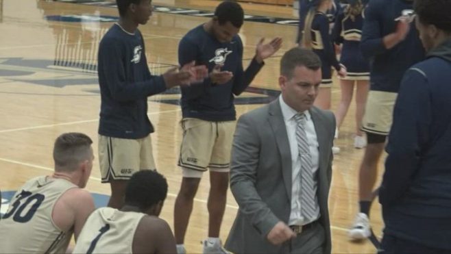 uis-vs-ohio-valley-mens-hoops_preview-0000003