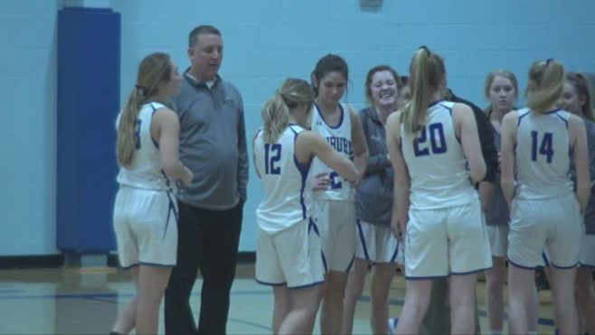 beardstown-vs-auburn-girls-regional-basketball_preview-0000002