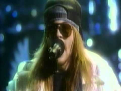 welcome-to-the-jungle-1988-mtv-music-awards