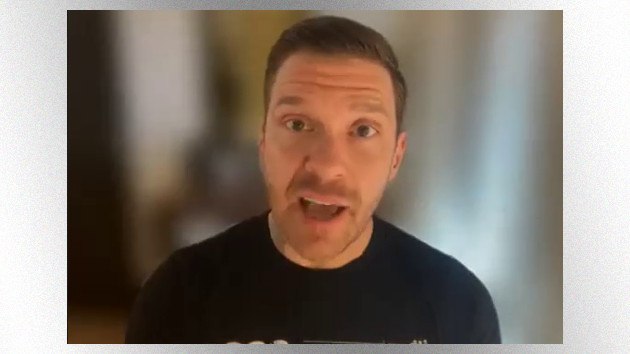 It's me, hi: Brent Smith quotes Taylor Swift in explaining Shinedown's busy tour schedule - Vimarsana News