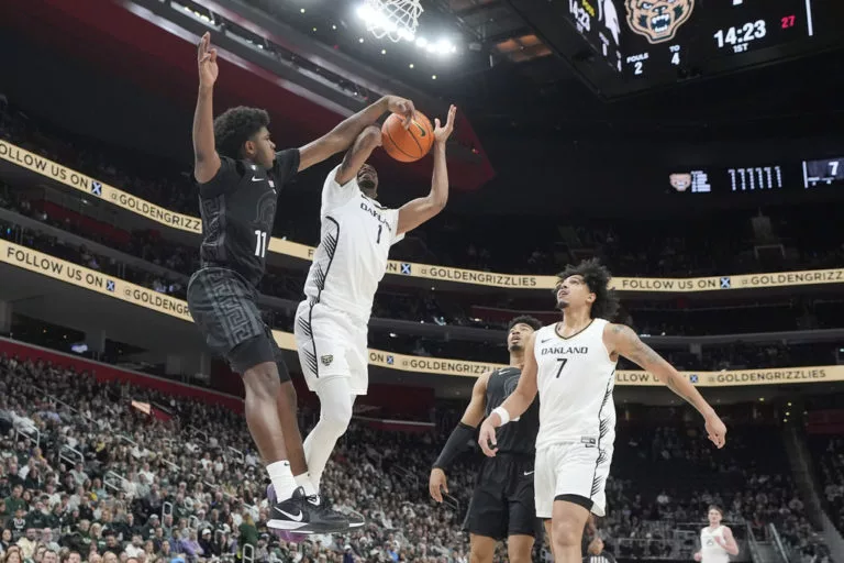 121824-msu-oak-768x512748582-1
