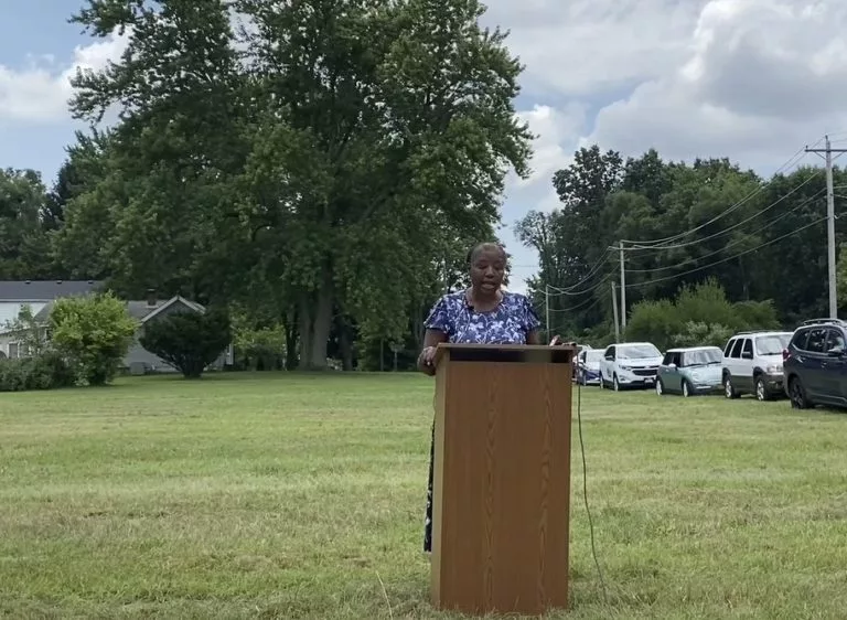 hdfhdhhdf-768x562548527-1