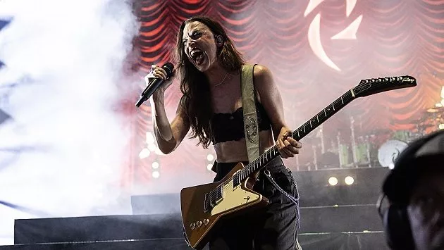 g_halestorm_041425835874