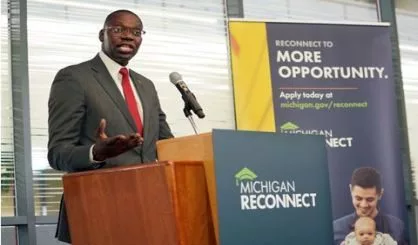 garlin-gilchrist-33237204