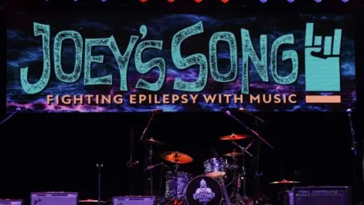 m_joeysongfreezingman_090825903618