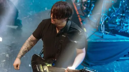 g_dayseeker_110625818257