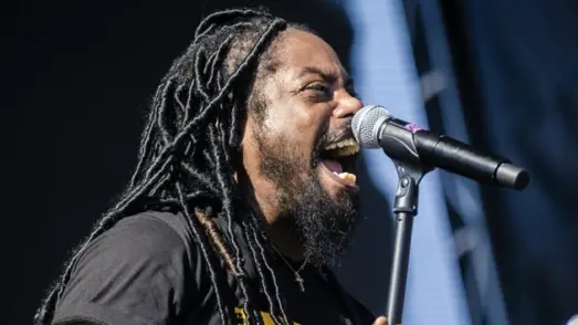 g_sevendust_050526411562