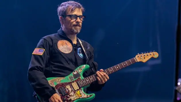 g_weezer_052626134479