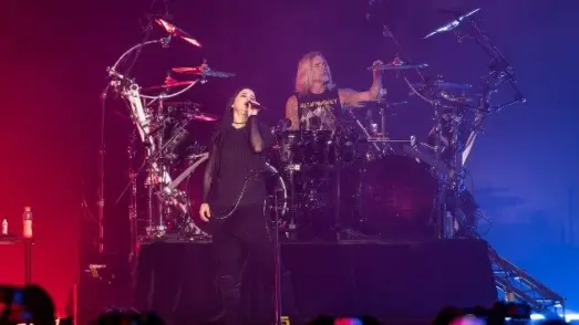 getty_evanescence_060226997341
