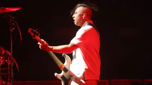 g_shinedowneric_071026479825