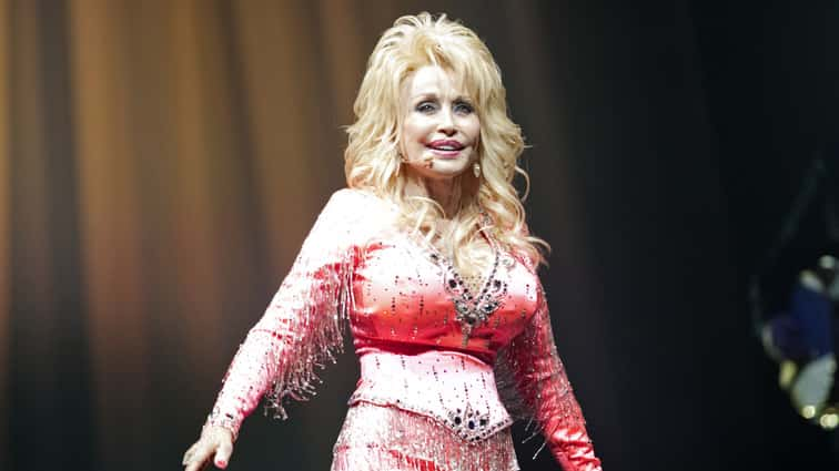 Dolly Parton shares her thoughts on 2017 Grammy Awards win | 98Q ...