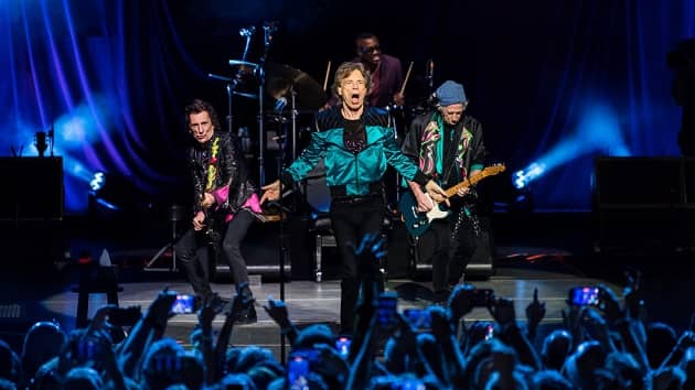 Rolling Stones members performed at intimate London tribute to late drummer Charlie Watts - Vimarsana News