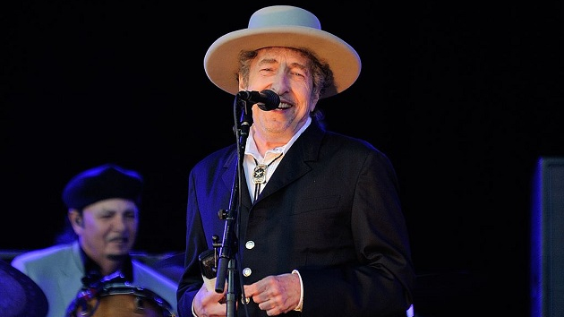 Bob Dylan's Heaven's Door whiskey brand introduces new super-premium collection, the Decade Series - Vimarsana News