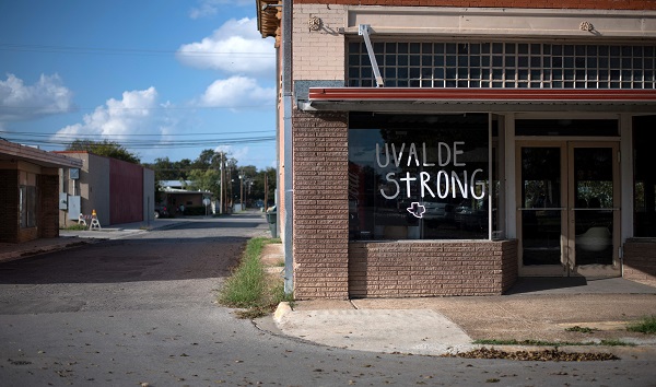 Uvalde school coach Wade Miller nominated for NFL's High School Coach of the Year award in aftermath of shooting - Vimarsana News