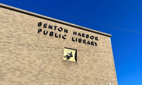 benton-harbor-library-500x298555964-1