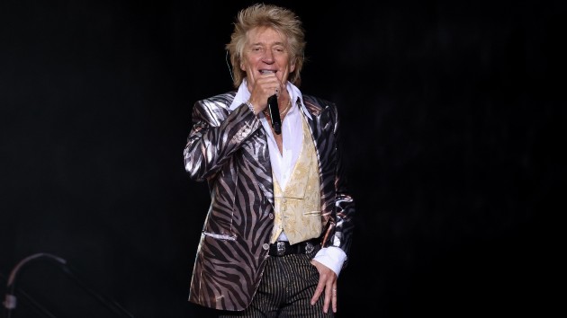 getty_rodstewart_053023655245