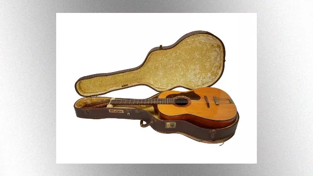 Julien's Auctions predicts John Lennon guitar will sell for over $1 million - Vimarsana News