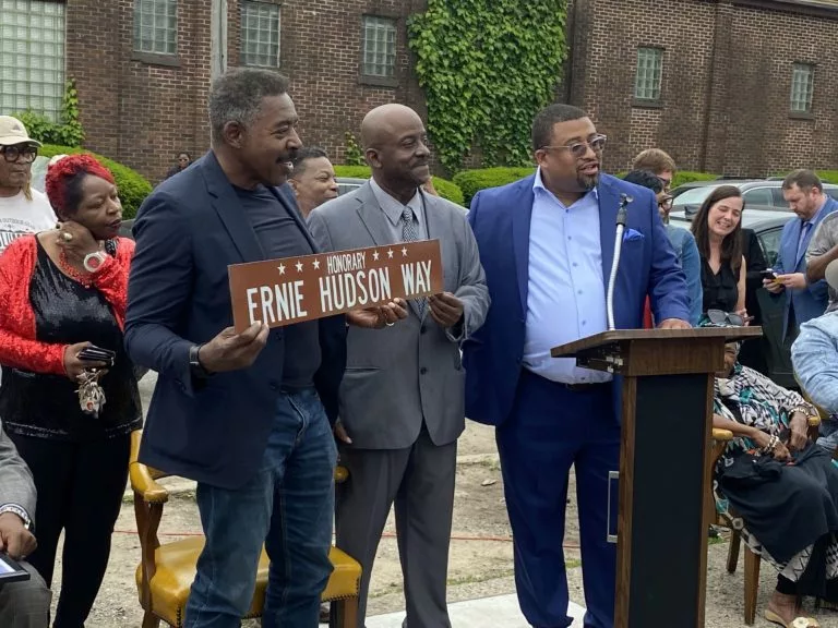 Ernie Hudson honored with Benton Harbor street renaming - Vimarsana News