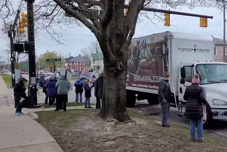 tfhdfgddfgd-768x515790887-1