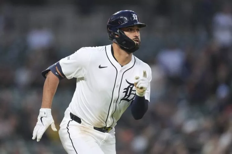 041825-greenetigersroyals-768x512636014-1