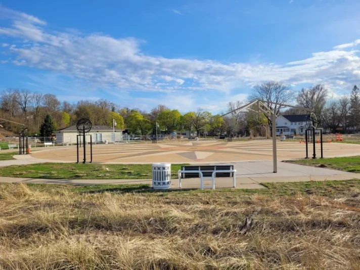 whirlpool-fountain-2025-768x576965940-1