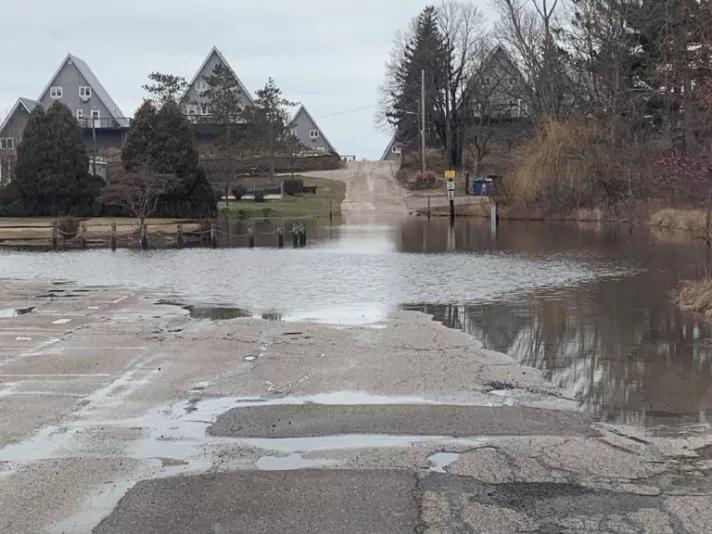 13-chalets-flooded-768x576641387-1