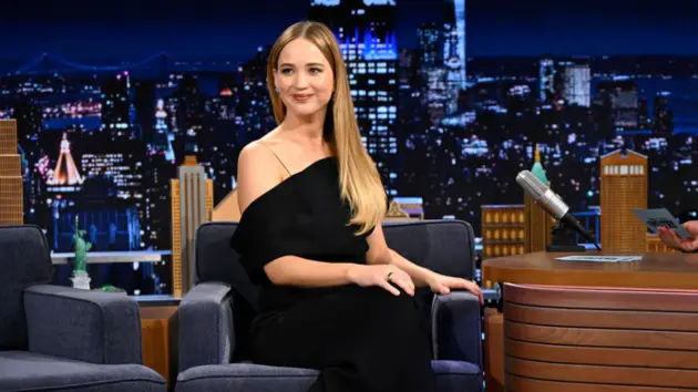 e_jenniferlawrence_110725194976