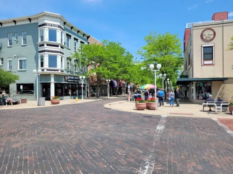 downtown-st-joseph-1-768x576-1-15