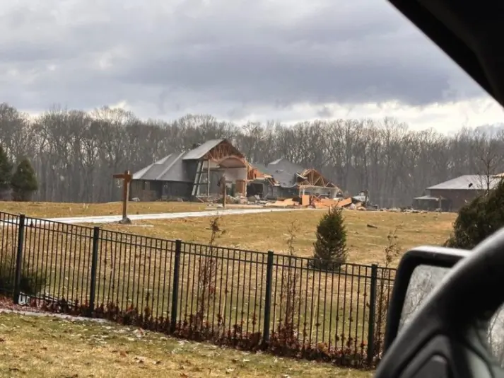 ffdssfddfssfdf-768x575316585-1