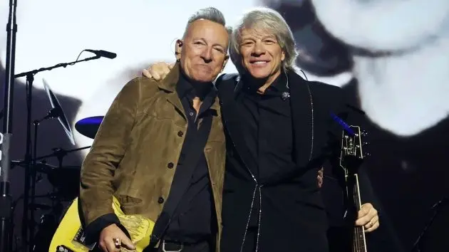 getty_brucespringsteenjonbonjovi_041426779430