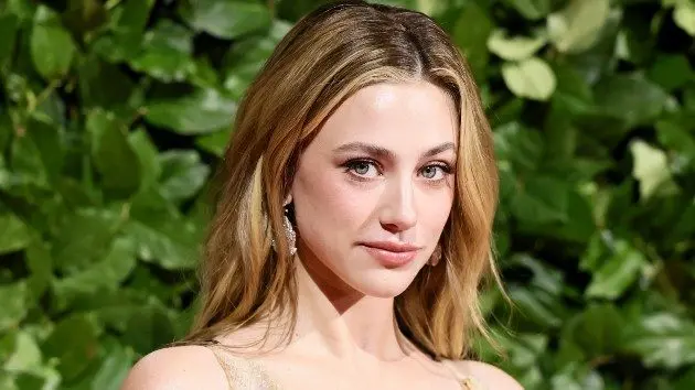 getty_lilireinhart_061126792056