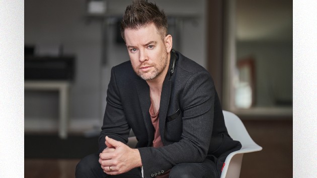 David Cook promises "energy and excitement" at Sunday's livestream show, but can't wait to play in person this fall - Vimarsana News