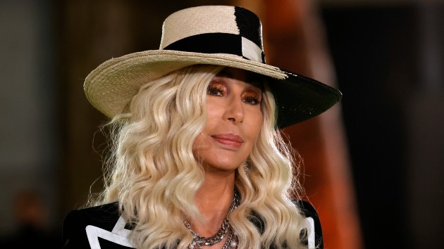 Um, Is Cher OK? "YA KNOW…NO," she tweets - Vimarsana News