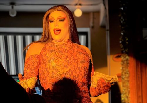 Sold-out Drag Brunch raises $2,700 for LGBTQ services - Vimarsana News