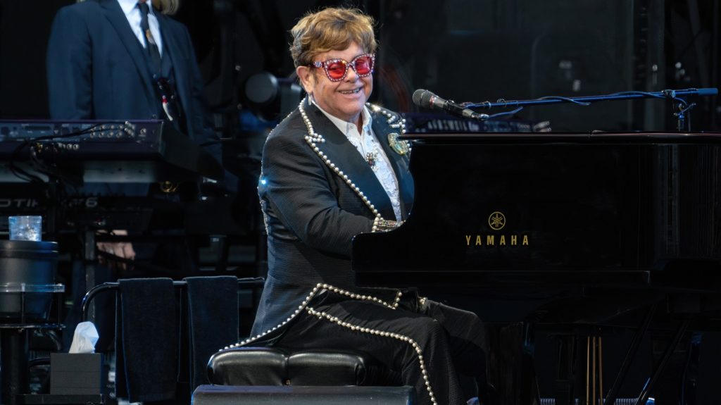 Elton John fans upset at last-minute New Zealand show cancelation due to flooding - Vimarsana News