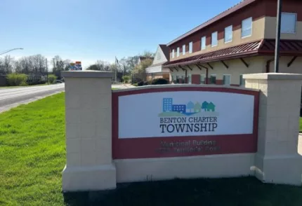 benton-twp-500x342847465-1