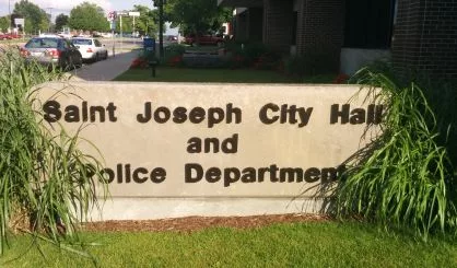 St. Joseph City Commissioners interviewing candidates for city manager - Vimarsana News