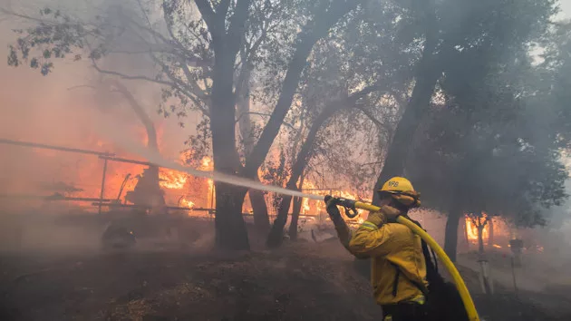 cal-fires_1726036774213_hpembed_3x2896924