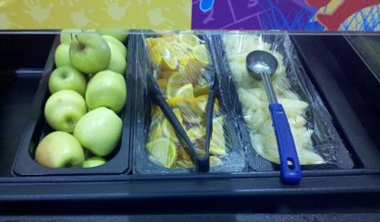 schoollunchfruit