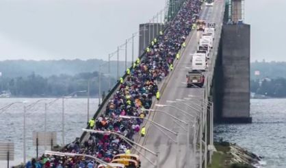 mackinacbridgewalk3-4