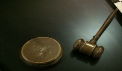 gavel947-71